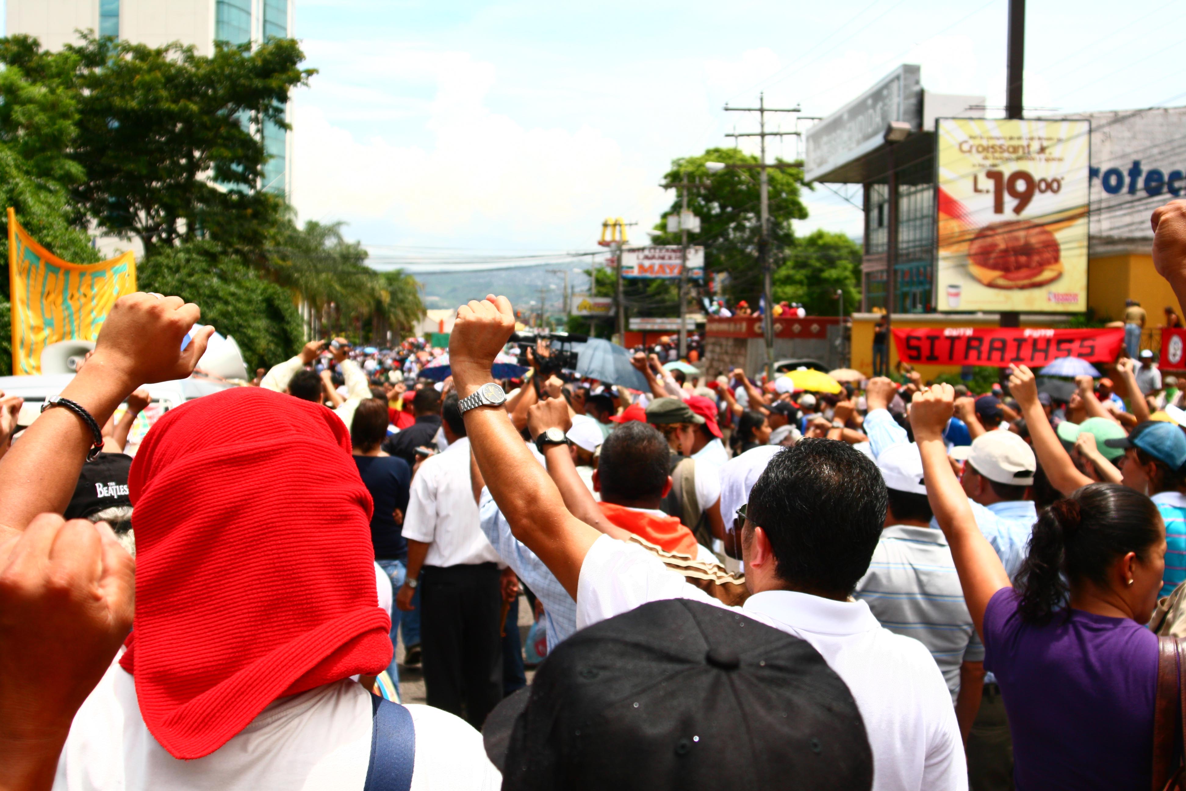 Protesters in Honduras filing the streets calling for president's resignation